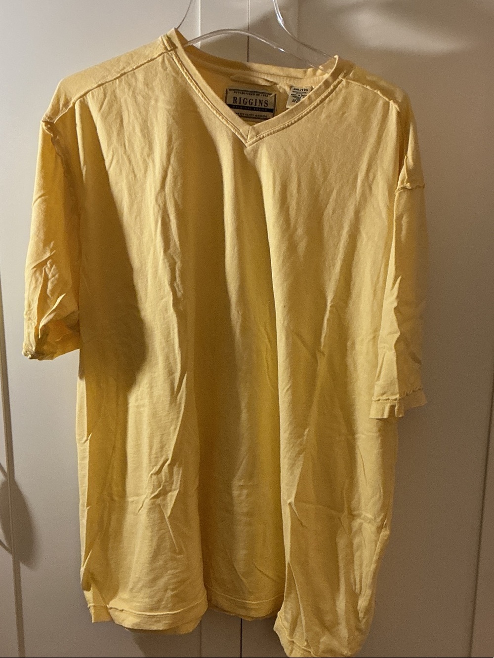 Men's Yellow V-Neck Short Sleeve Tee
